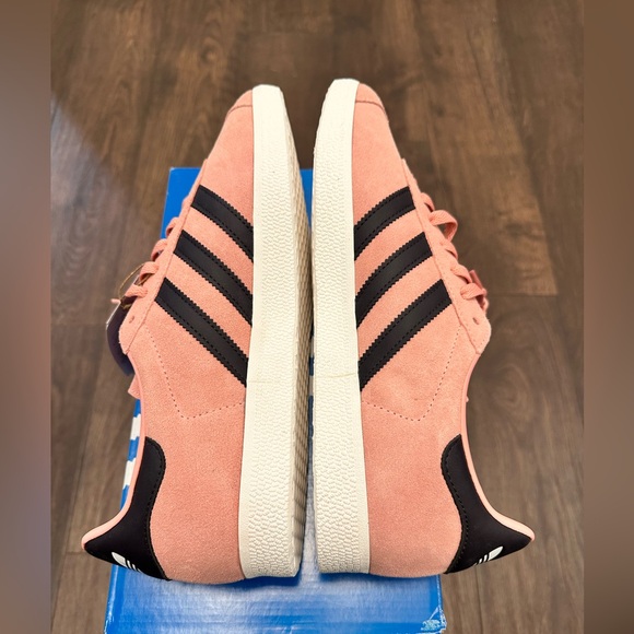 Adidas Gazelle Men’s Athletic Pink Black White Sneakers JH5388, Size 10.5 - Picture 6 of 9